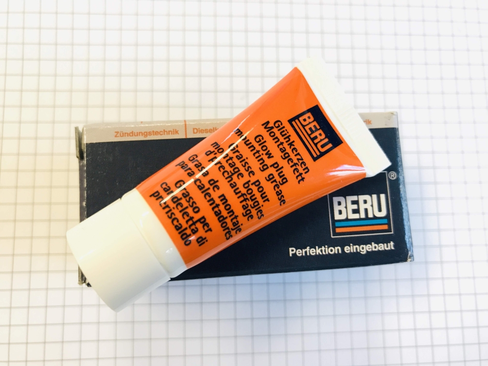 BERU Glow Plugs Mounting Fat Kerzensteckerfett Paste 10g GKF01 Candle